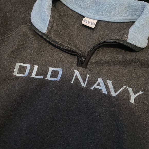 Old Navy Vintage Quarter Zip Size Medium - Picture 3 of 3
